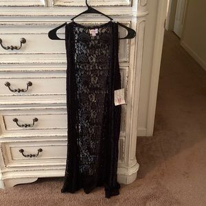 Black vest layering piece